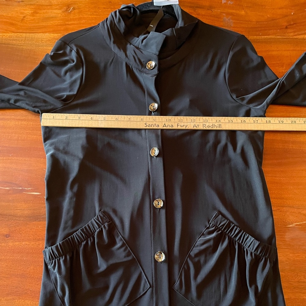 NWT Curvesque black button front dress w/pockets Small